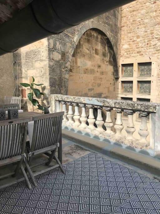 Grand Appartement En Maison De Ville Valréas Exteriör bild